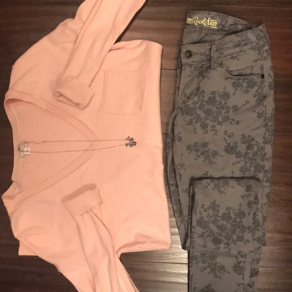 Old Navy Grey Floral Jeans